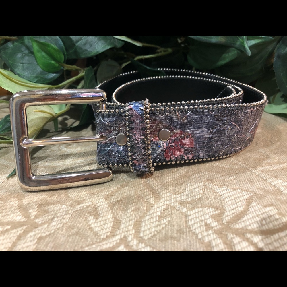 Nuovo belt
